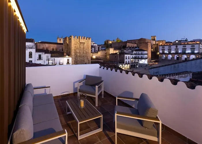 Apartamentos El Patio Plaza Mayor Cáceres